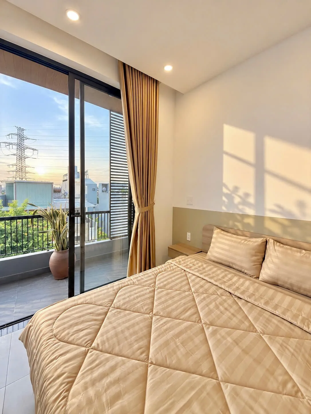 New modern 1br apm in khue my, near my an, big balcony, near the river — 2/6